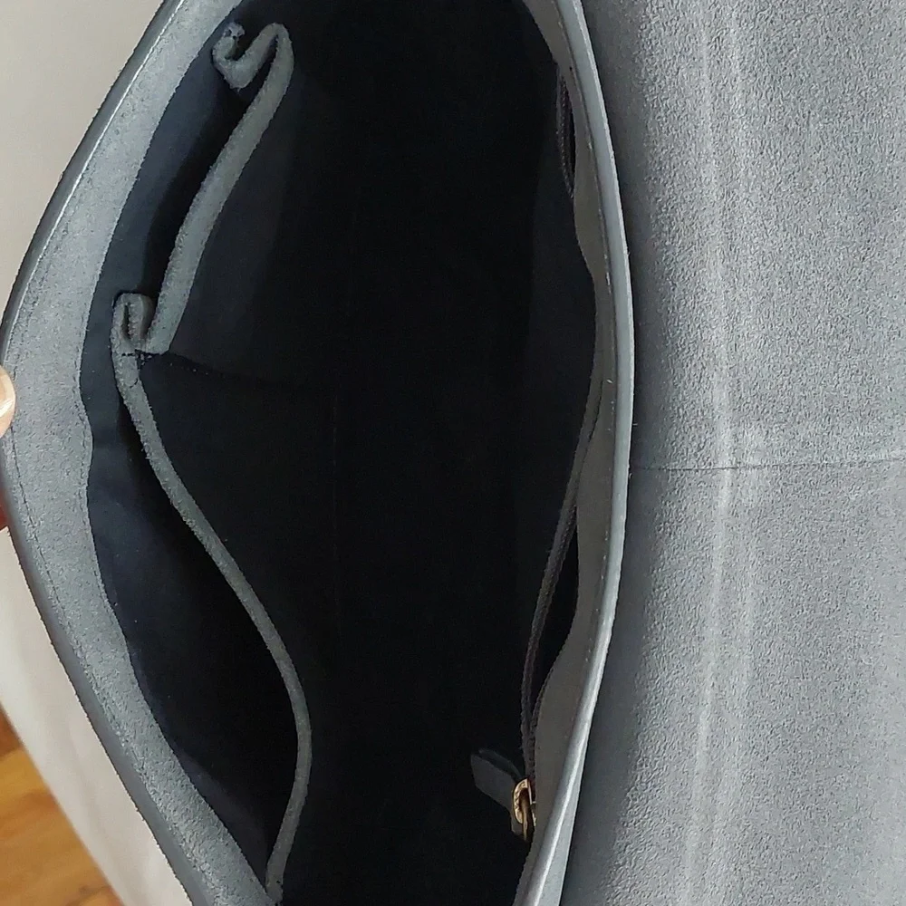 Acote suede grayish blue bag. - Picture 7 of 11